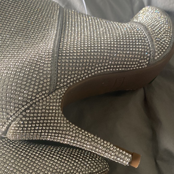 Rhinestone zip up above ankle heeled boots - Picture 3 of 4